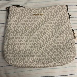 Michael Kors Messenger Shoulder Bag
